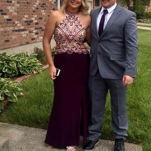 Only worn once for prom!